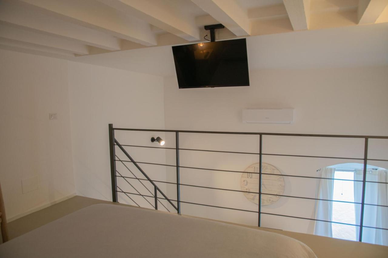Апартаменты Casa Sant Orsola La Finestra Sul Mare Мольфетта Экстерьер фото