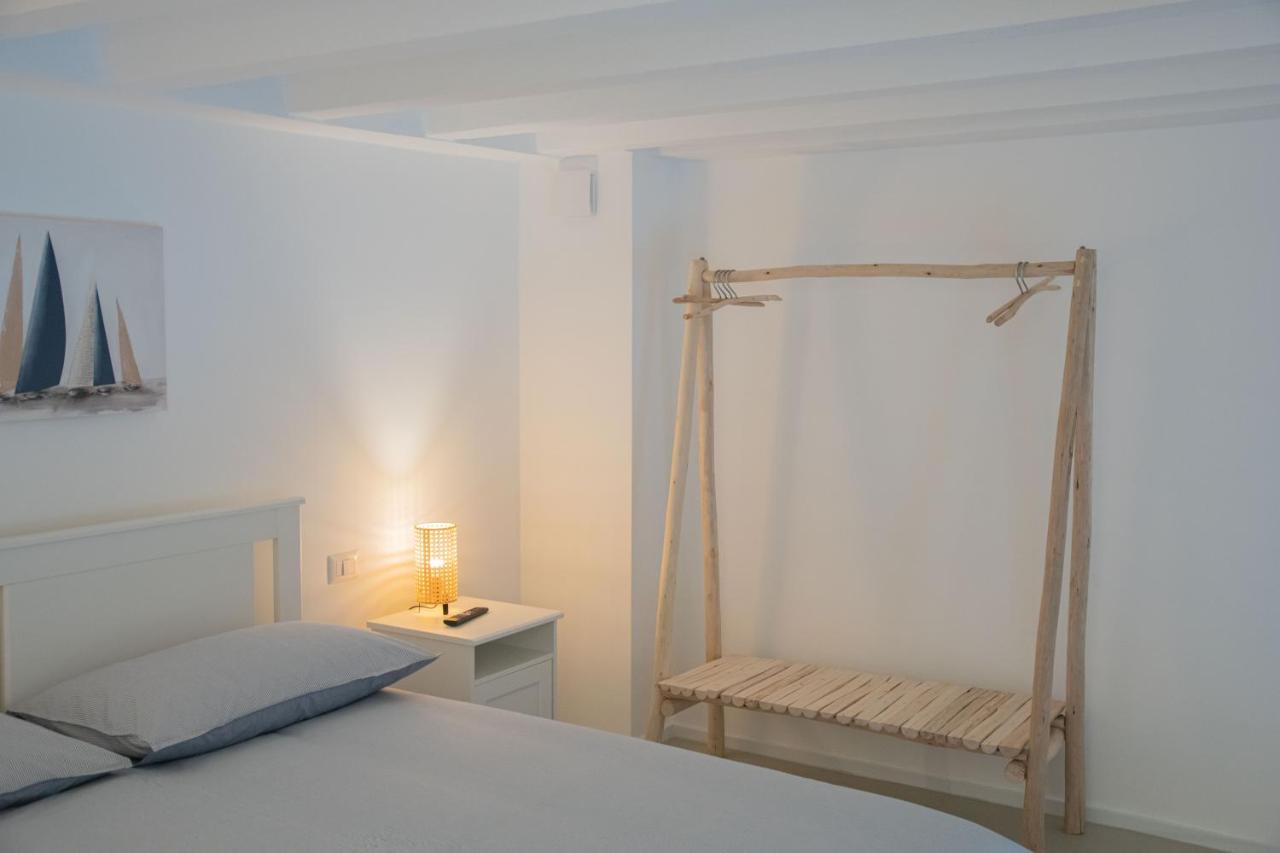 Апартаменты Casa Sant Orsola La Finestra Sul Mare Мольфетта Экстерьер фото